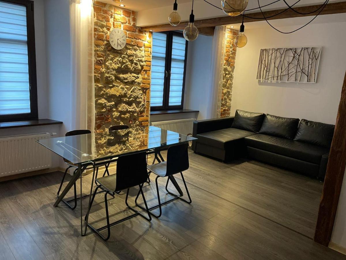 Apartament Przy Ratuszu Клодзко Экстерьер фото
