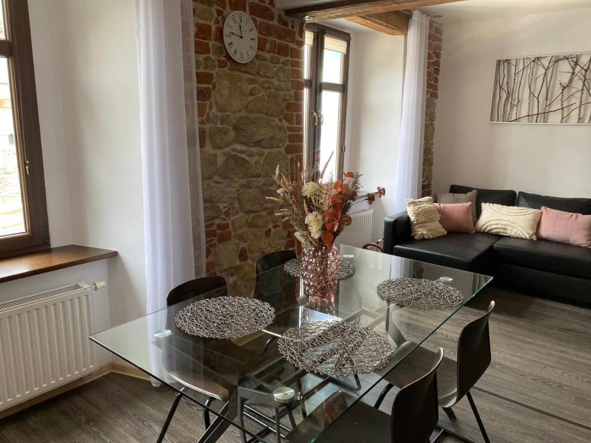 Apartament Przy Ratuszu Клодзко Экстерьер фото