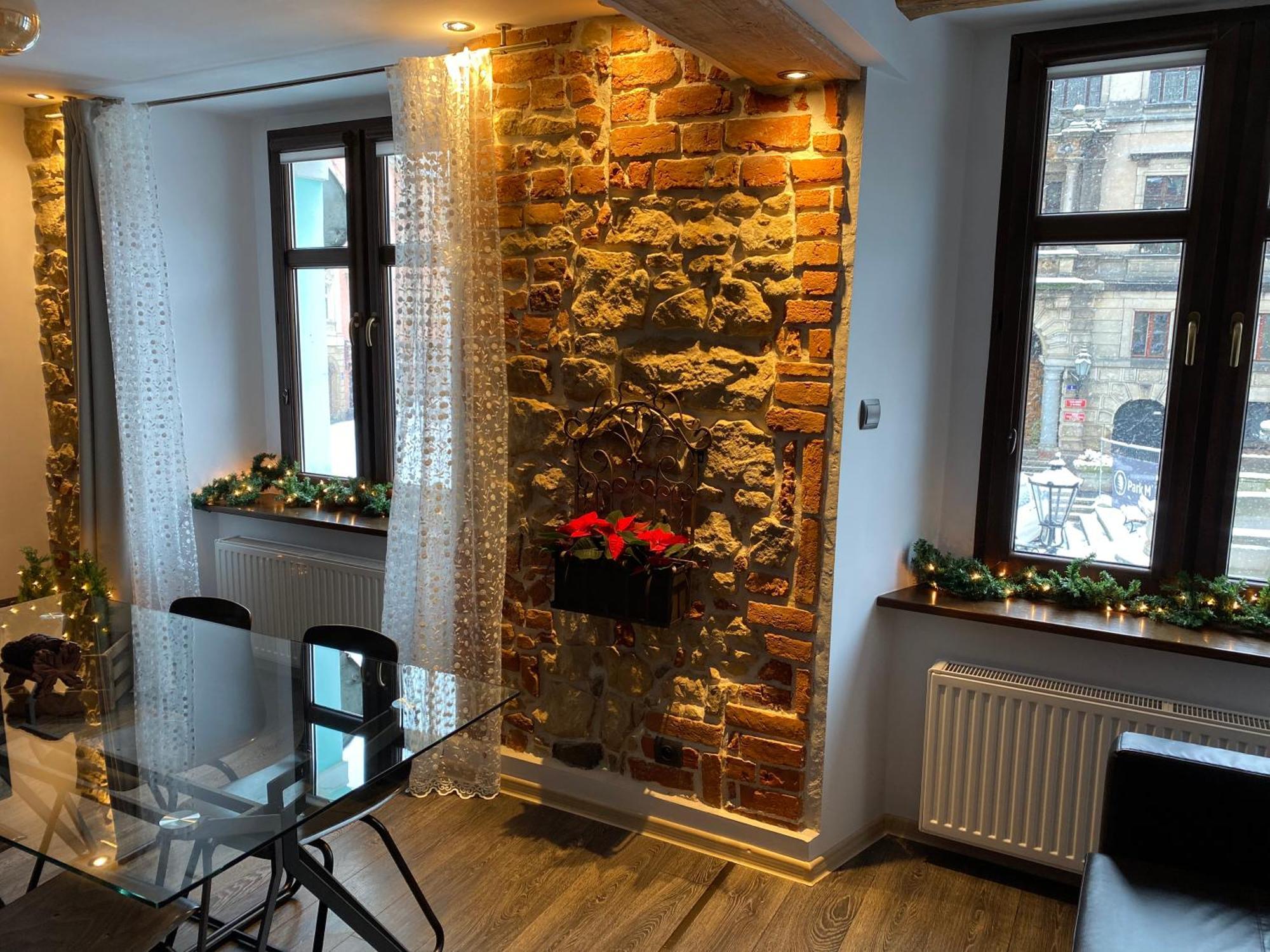 Apartament Przy Ratuszu Клодзко Экстерьер фото