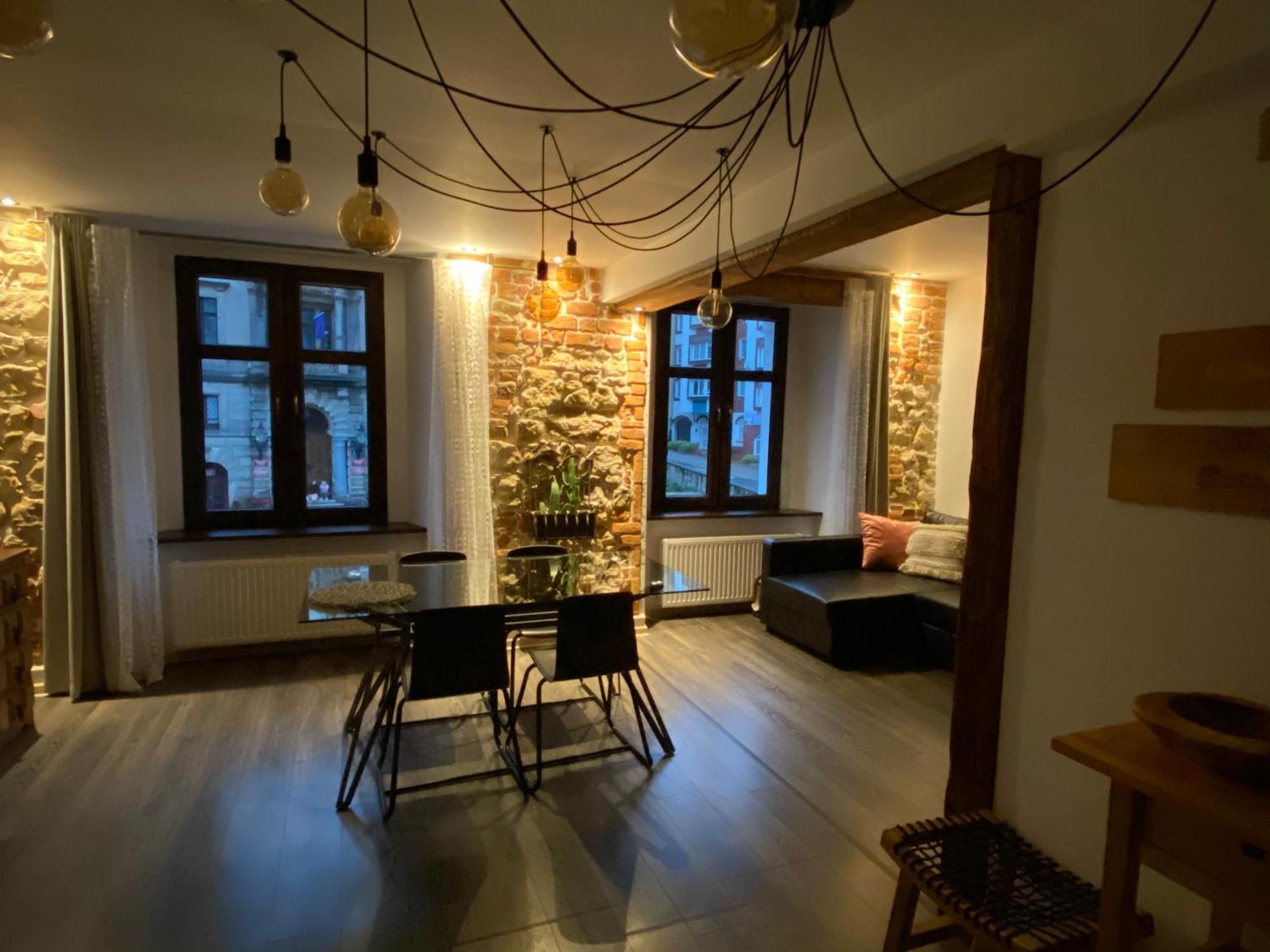 Apartament Przy Ratuszu Клодзко Экстерьер фото